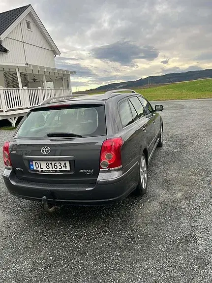 Toyota Avensis 2008 photo 5