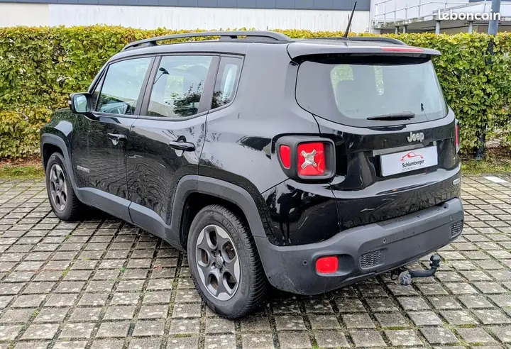 Jeep Renegade 2015 photo 2