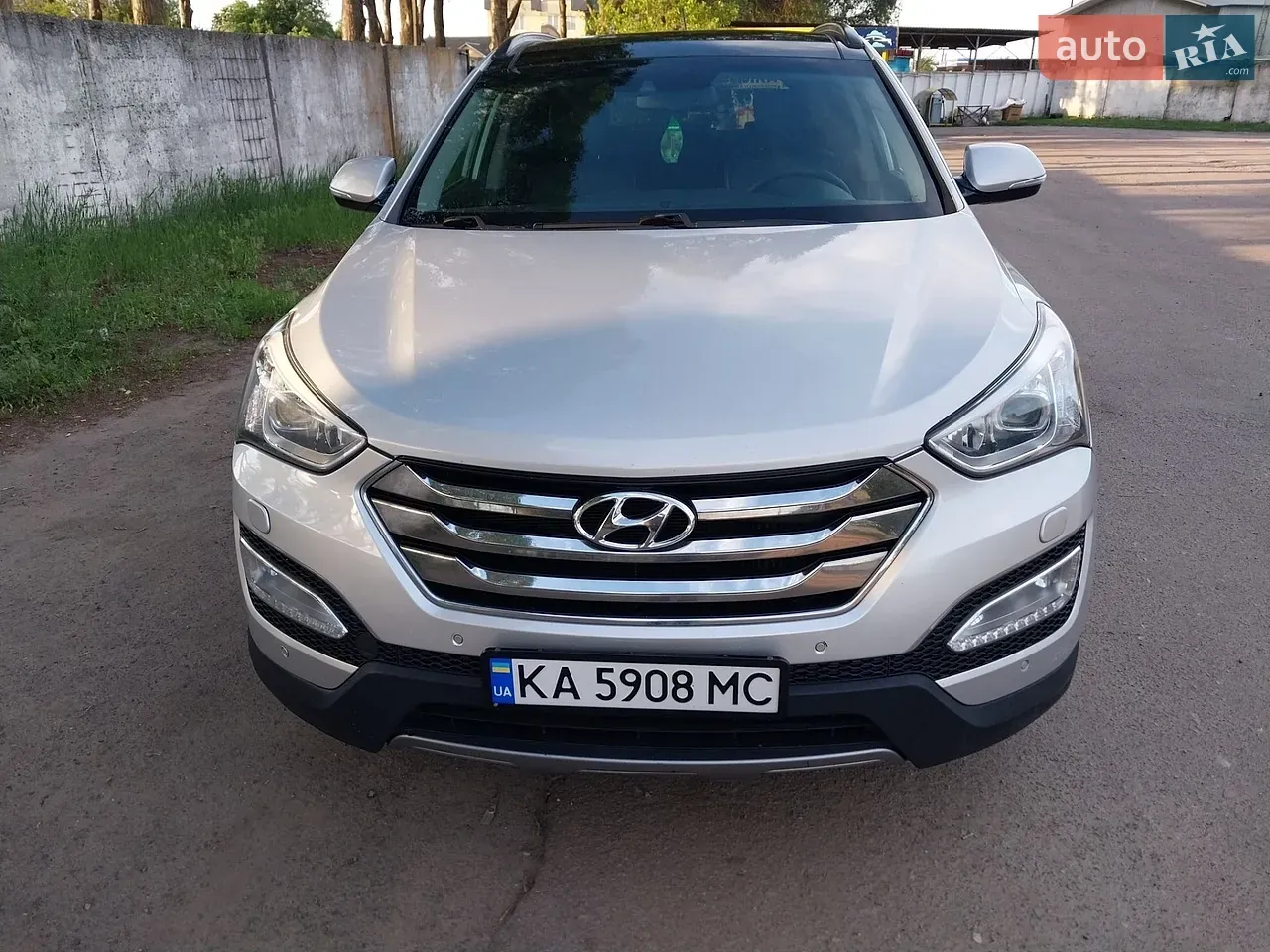 Hyundai Santa Fe 2014 photo 2