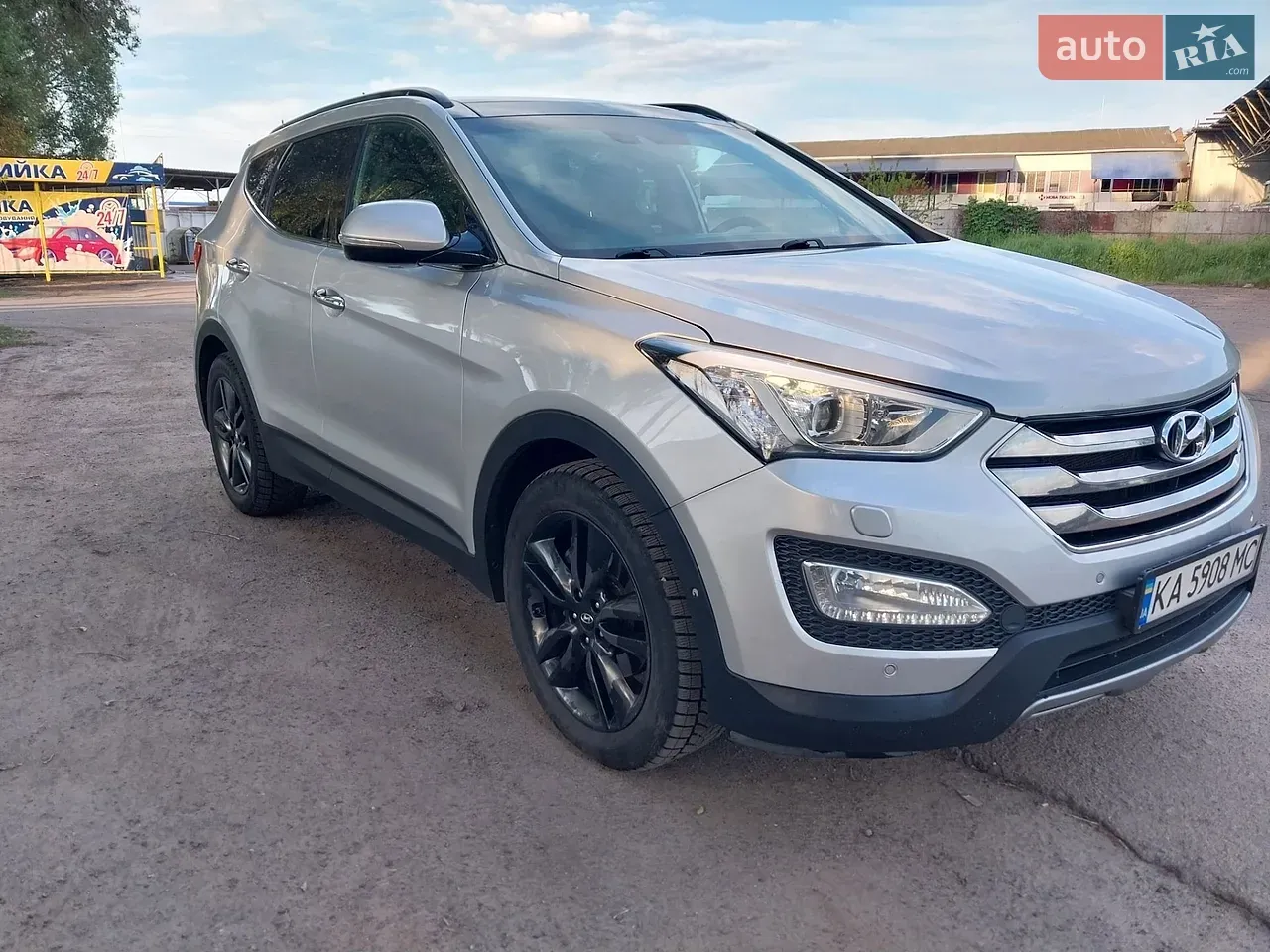 Hyundai Santa Fe 2014 photo 3