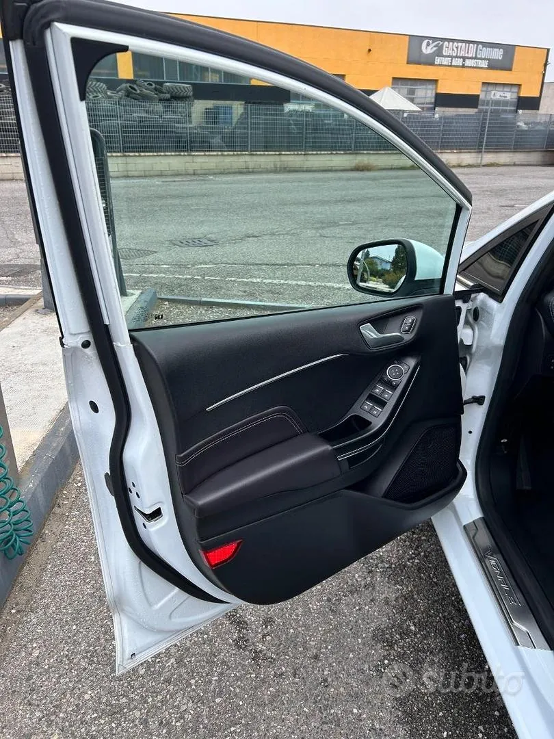 Ford Fiesta 2018 photo 5