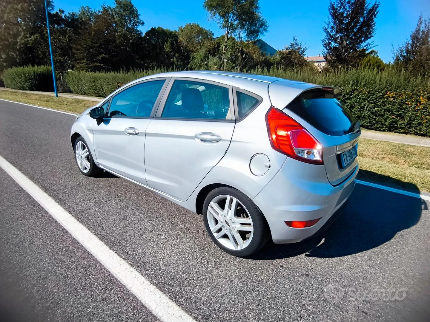 Ford Fiesta 2014 photo 4