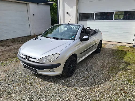 Peugeot 206 2003 photo 2