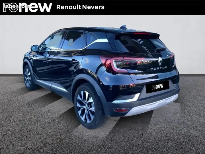 Renault Captur 2024 photo 3