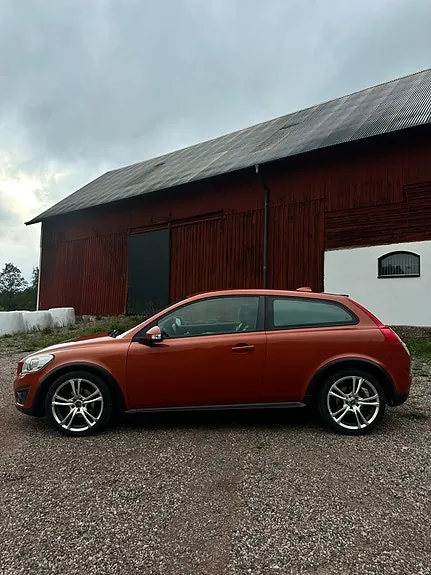 Volvo C30 2010 photo 2