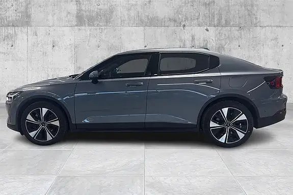 Polestar 2 2023 photo 2