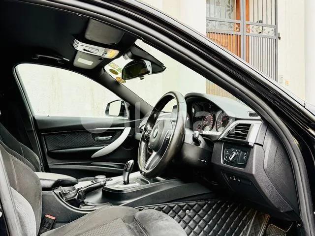 BMW 318I 2016 photo 4