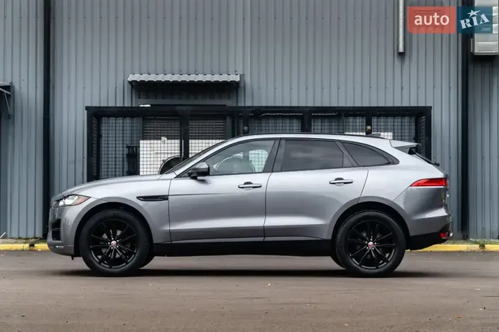 Jaguar F-Pace 2019 photo 2
