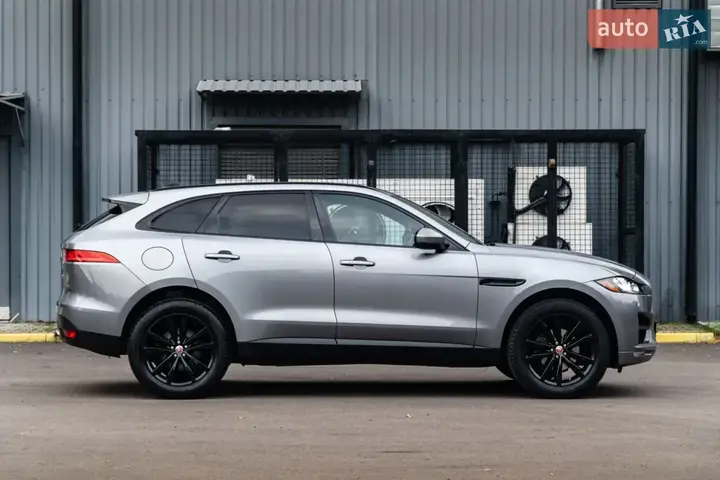 Jaguar F-Pace 2019 photo 4