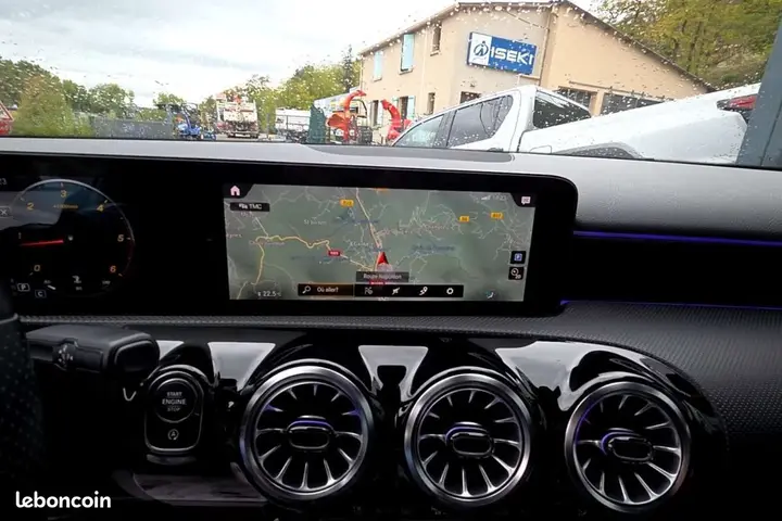 Mercedes-Benz A-Class 2022 photo 4