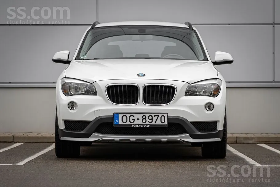 BMW X1 2014 photo 2