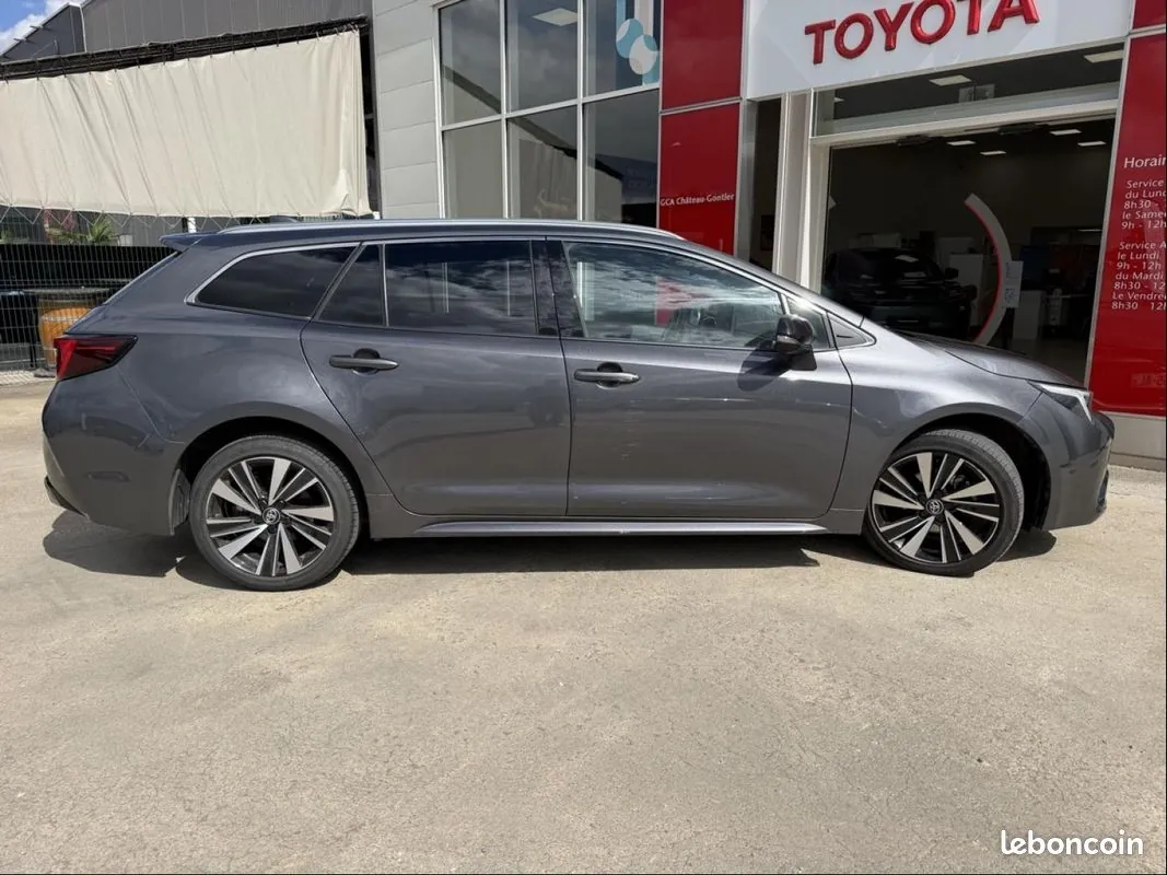 Toyota Corolla 2025 photo 5