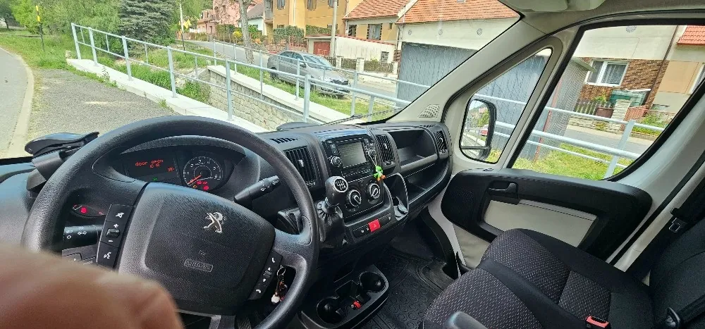 Peugeot Boxer photo 3