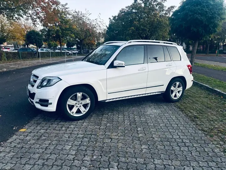 Mercedes-Benz Glk Class 2013 photo 2