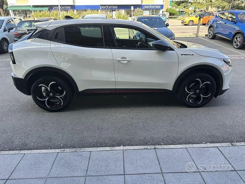 Alfa Romeo Junior 2025 photo 4