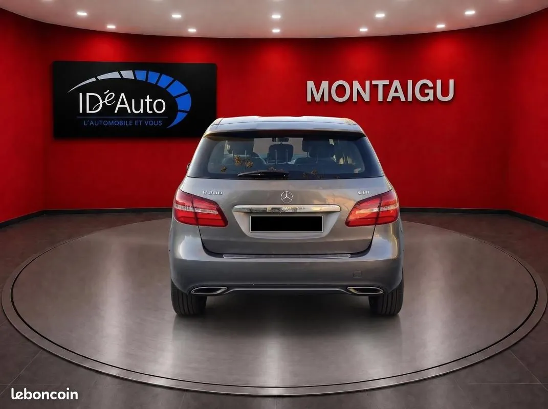 Mercedes-Benz B-Class 2015 photo 3