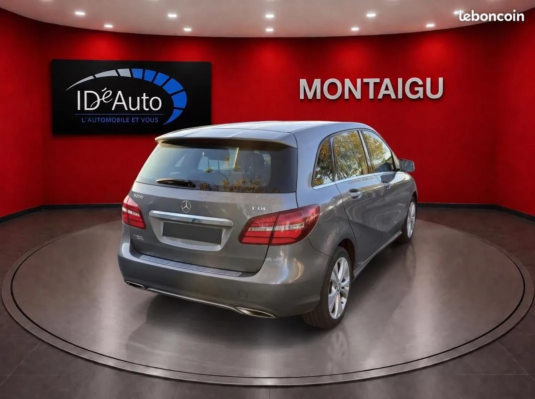 Mercedes-Benz B-Class 2015 photo 5