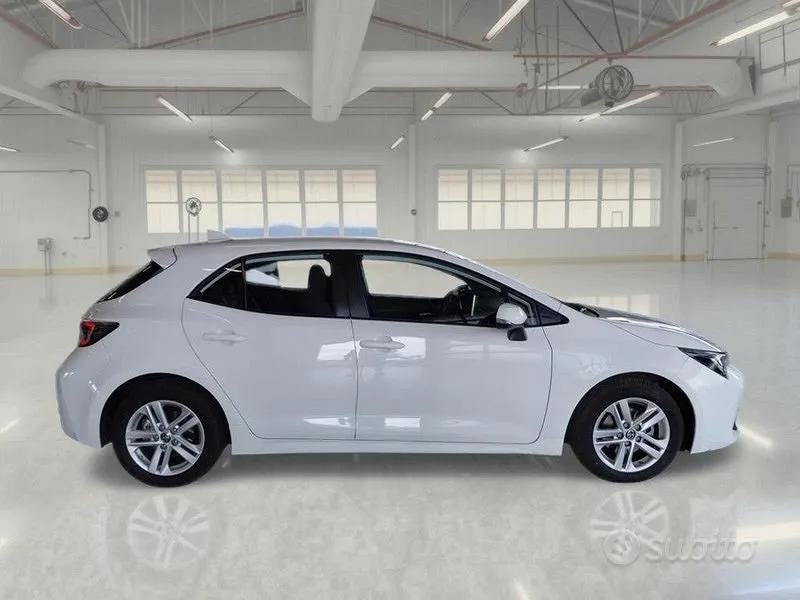 Toyota Corolla 2022 photo 3
