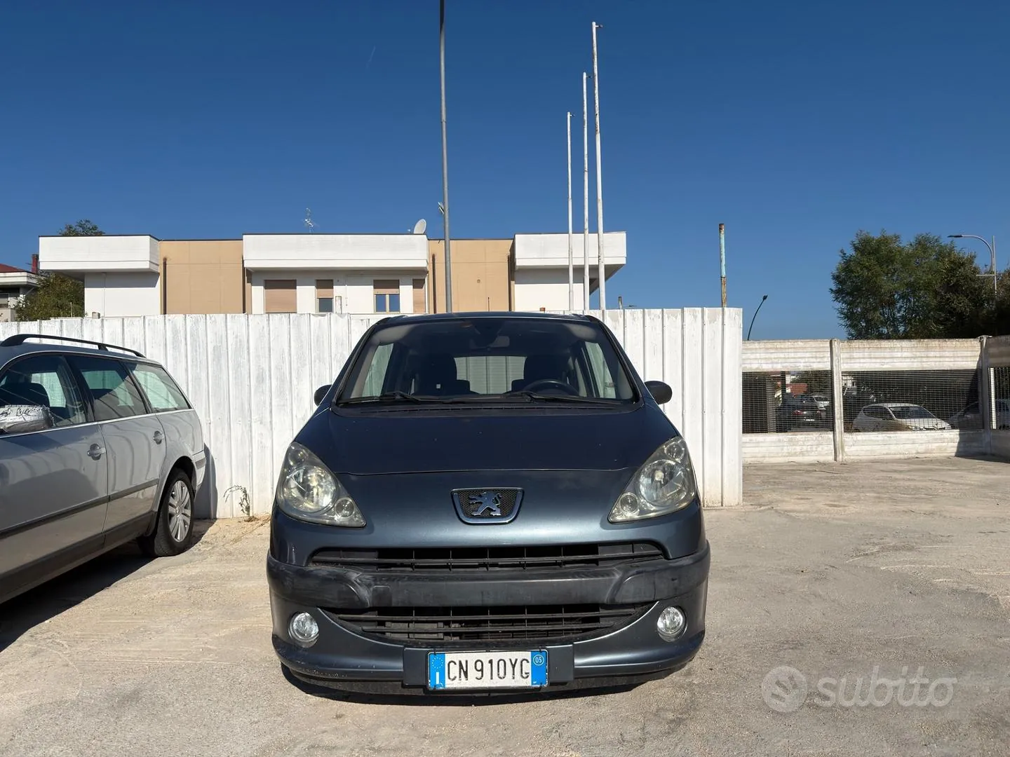 Peugeot 1007