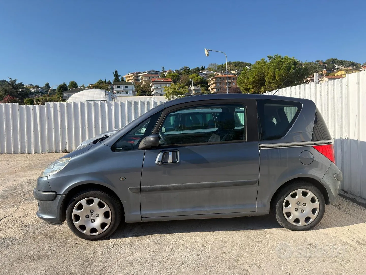 Peugeot 1007 2005 photo 3