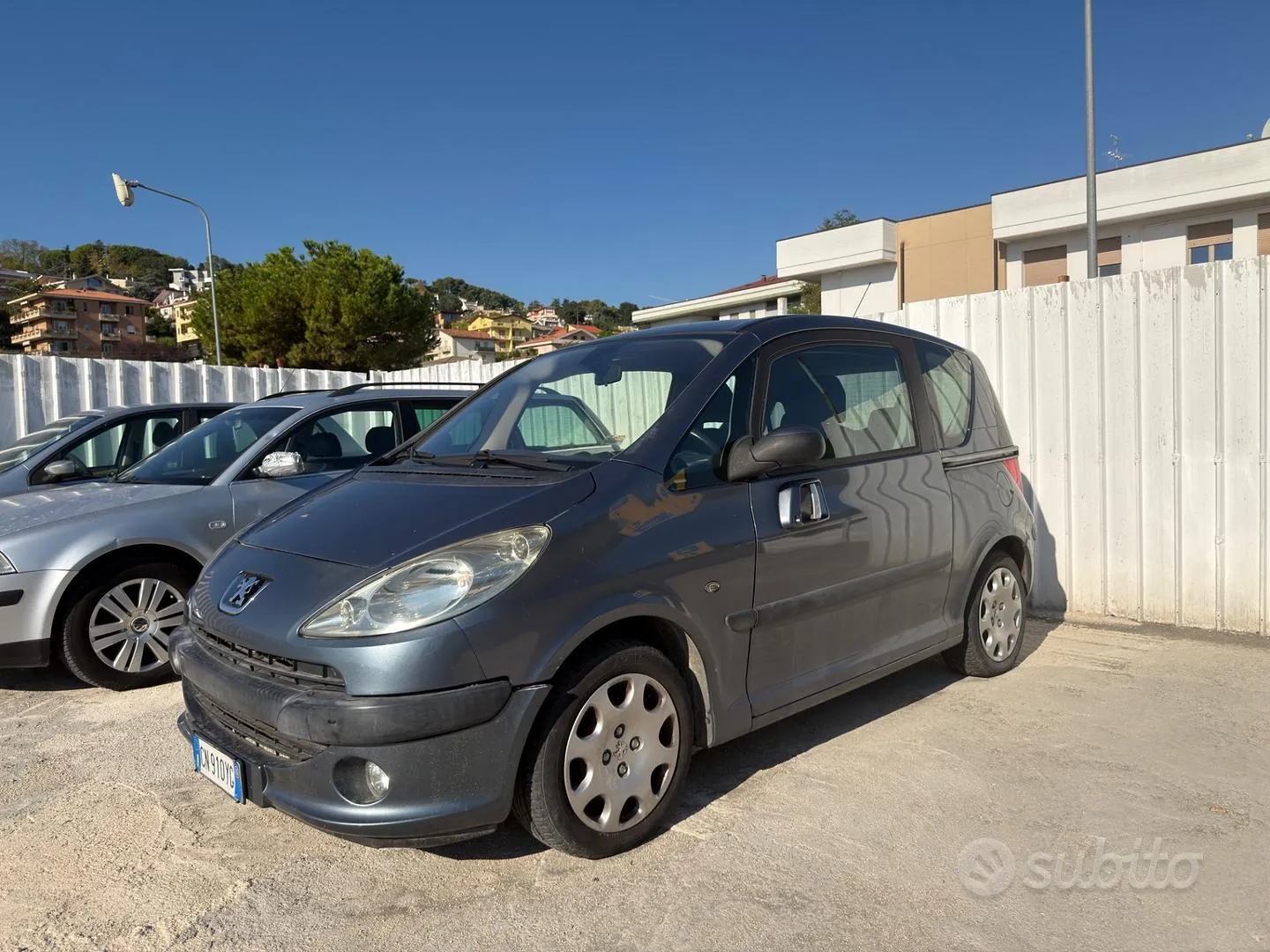 Peugeot 1007 2005 photo 2