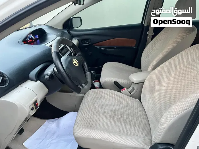 Toyota Yaris 2006 photo 4