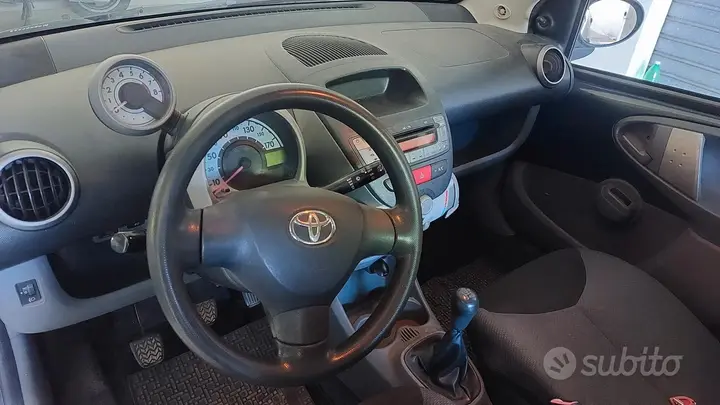Toyota Aygo 2008 photo 5