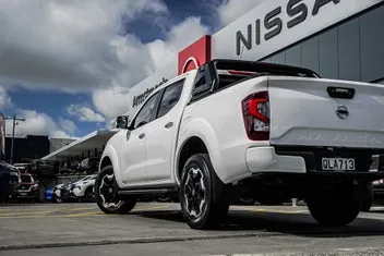 Nissan Navara 2024 photo 5
