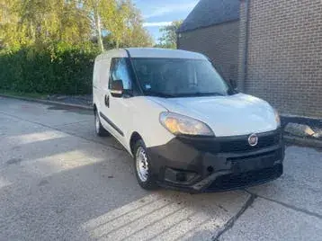 Fiat Doblo 2015 photo 2