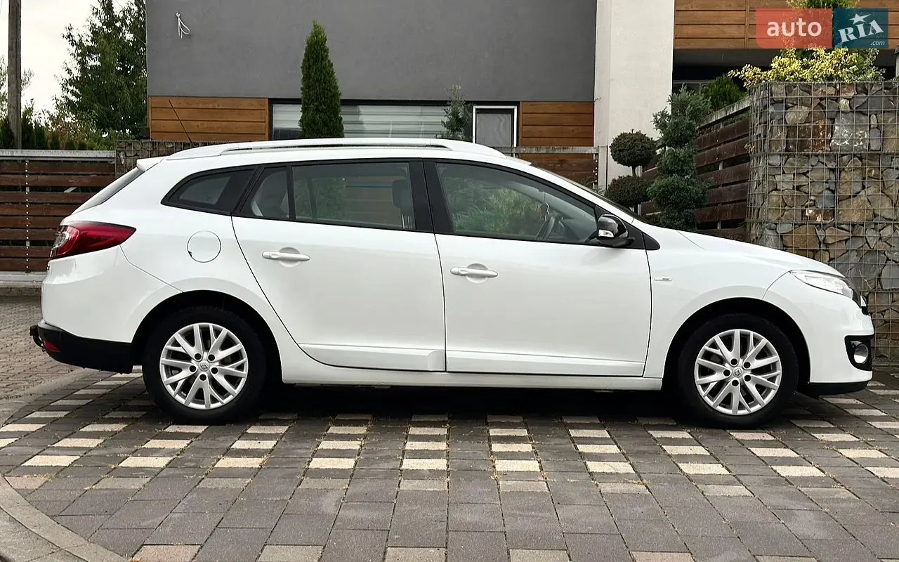 Renault Megane 2013 photo 4
