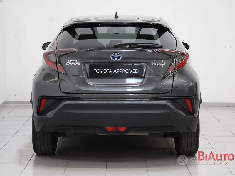 Toyota C-Hr 2017 photo 5