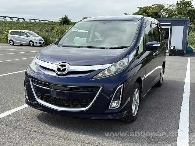 Mazda Biante 2012 photo 2