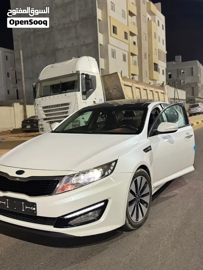 Kia K5 2012 photo 5