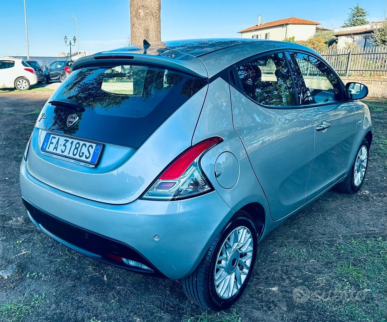 Lancia Ypsilon 2015 photo 3