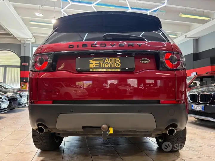 Land Rover Discovery Sport 2017 photo 5