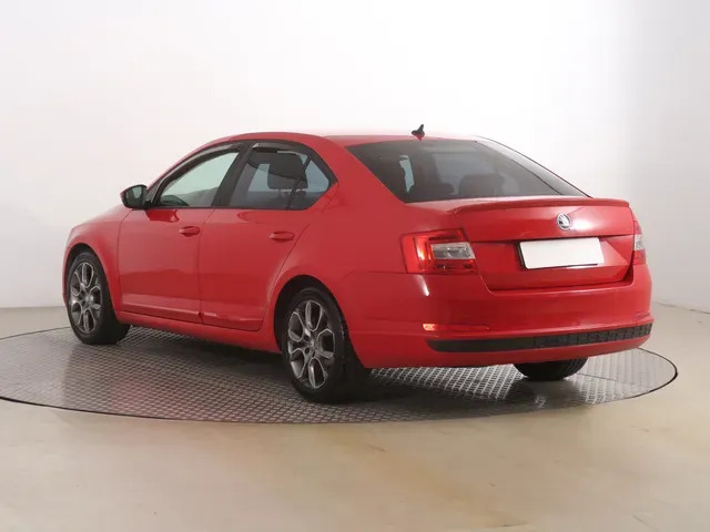 Skoda Octavia 2015 photo 3
