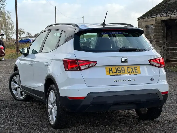 Seat Arona 2018 photo 3
