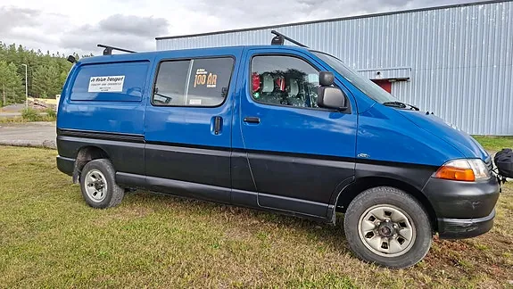 Toyota Hiace 2002 photo 5