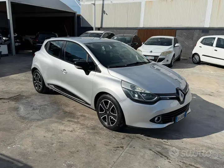Renault Clio 2013 photo 3