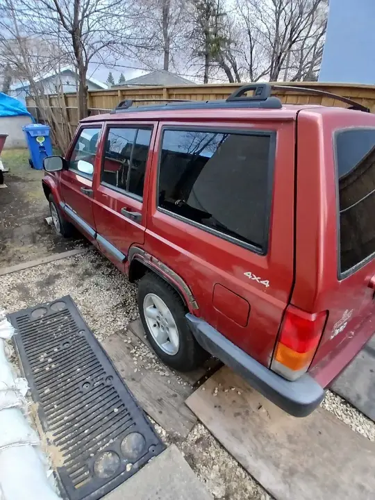 Jeep Cherokee 1999 photo 5