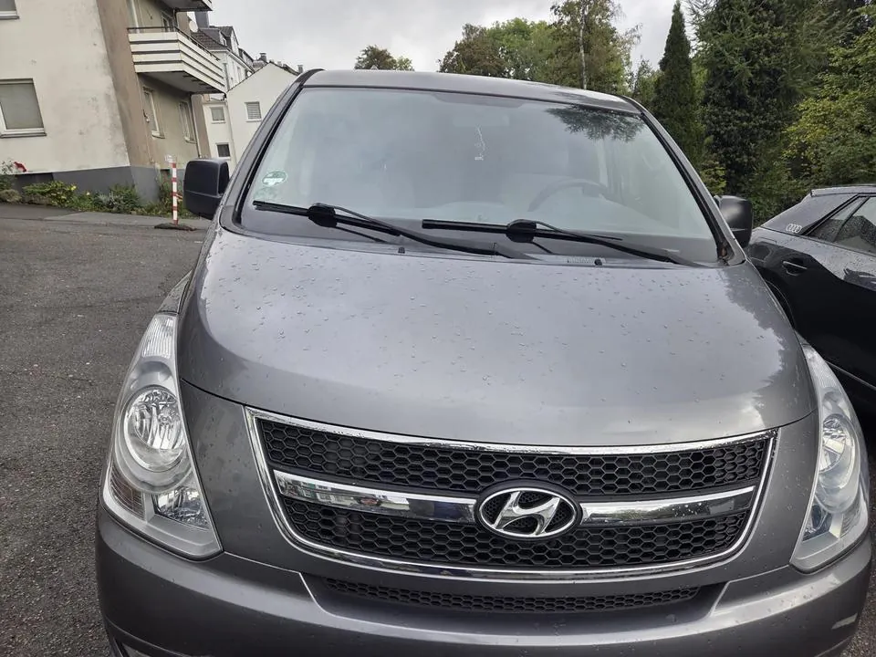 Hyundai H1