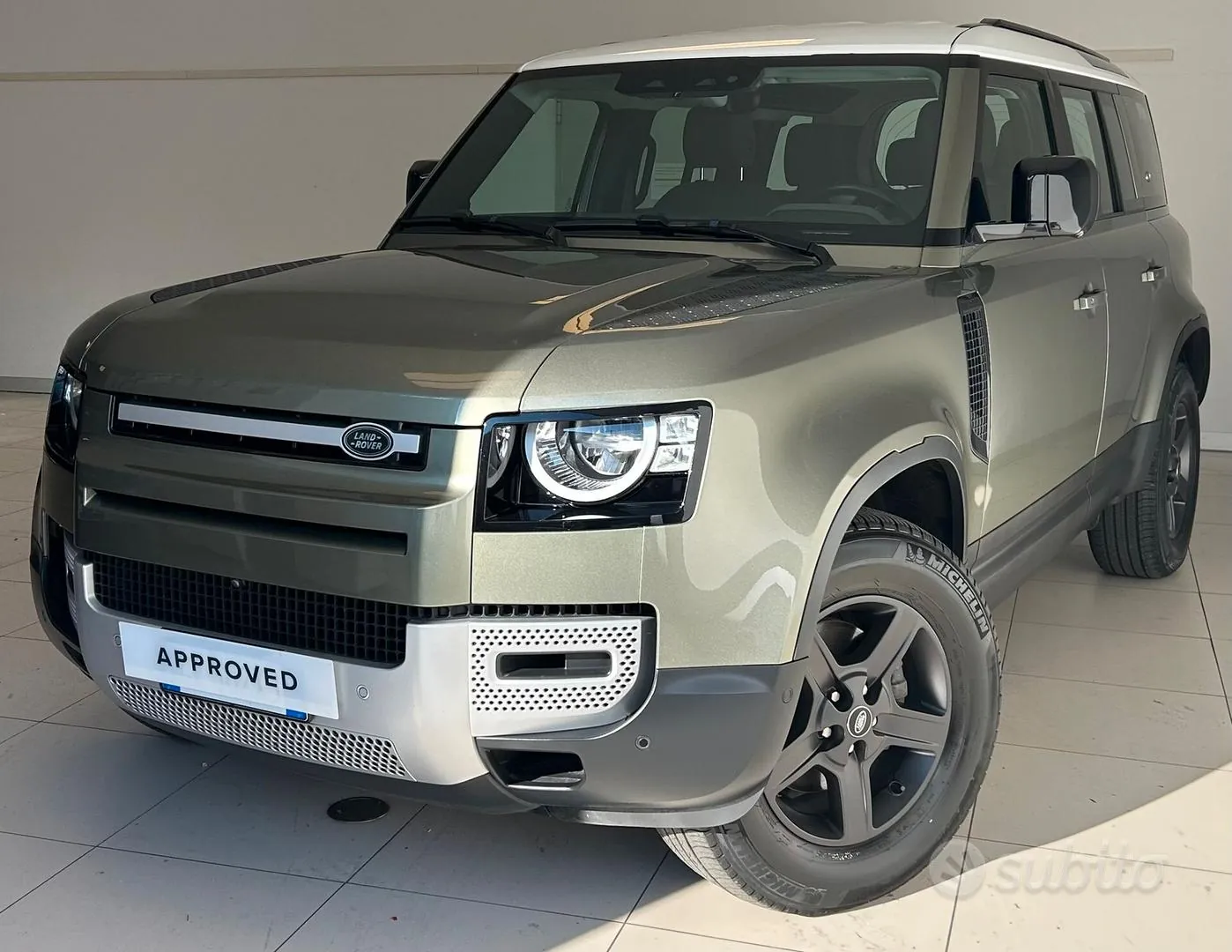 Land Rover Defender