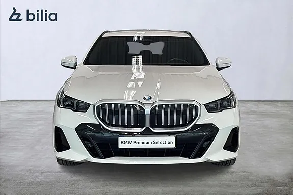 BMW 530E 2025 photo 5