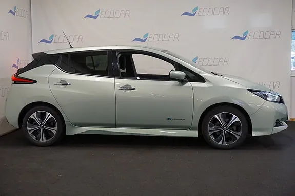 Nissan Leaf 2018 photo 2