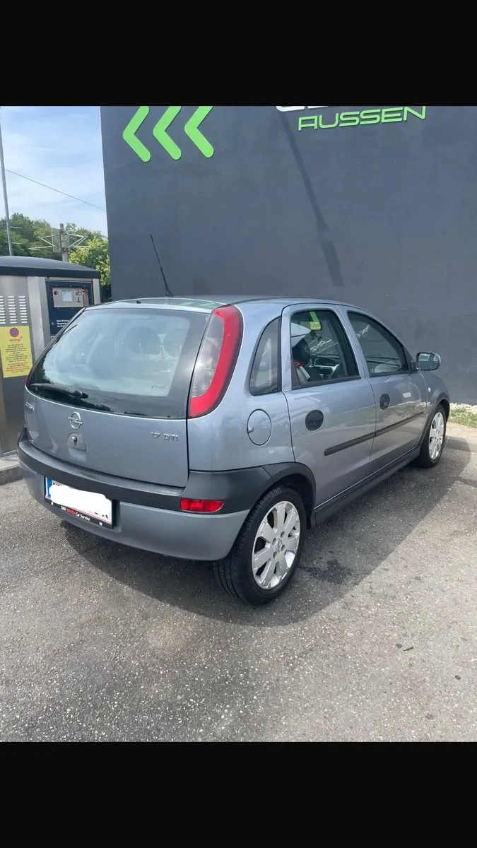 Opel Corsa 2003 photo 2