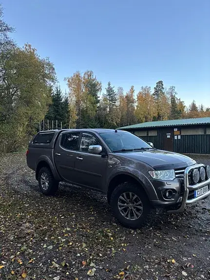 Mitsubishi L200