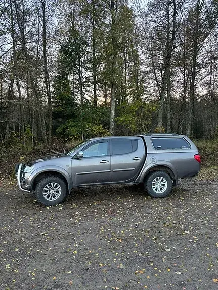 Mitsubishi L200 2015 photo 3