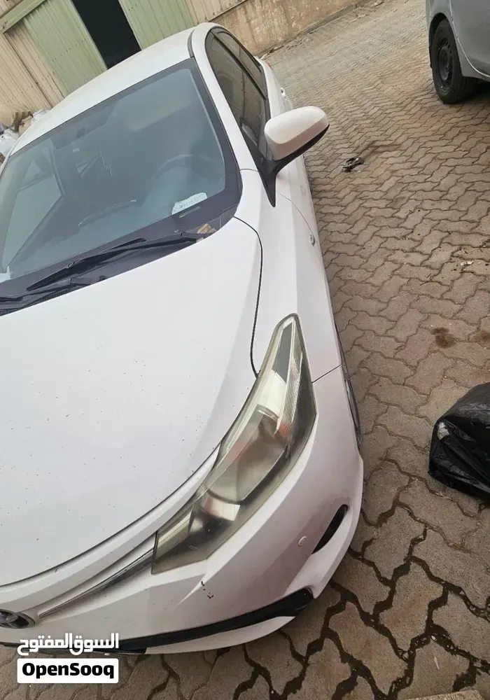 Toyota Yaris 2016 photo 4