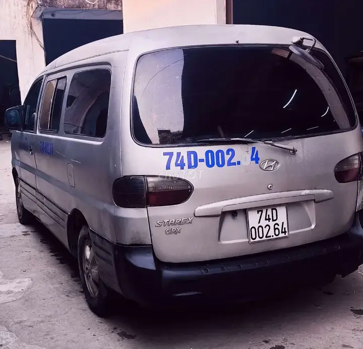 Hyundai Starex 2004 photo 3