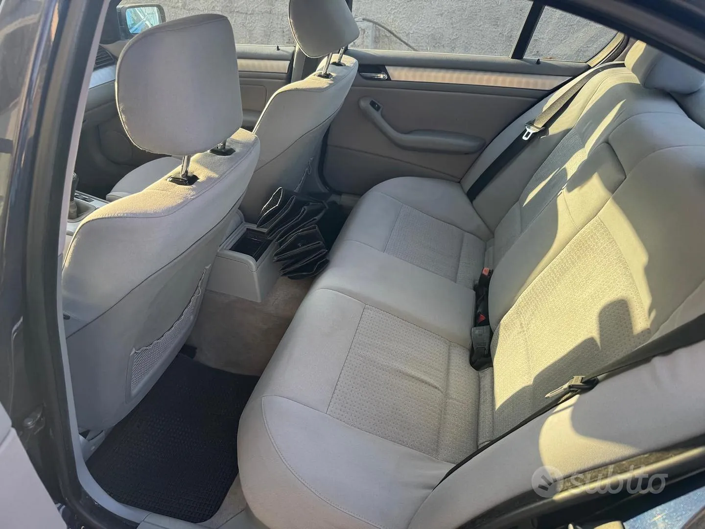 BMW E46 2003 photo 5